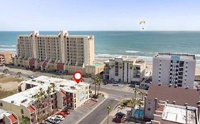 1St Floor 2 Bd 2 Ba Condo W Beach View& Pool