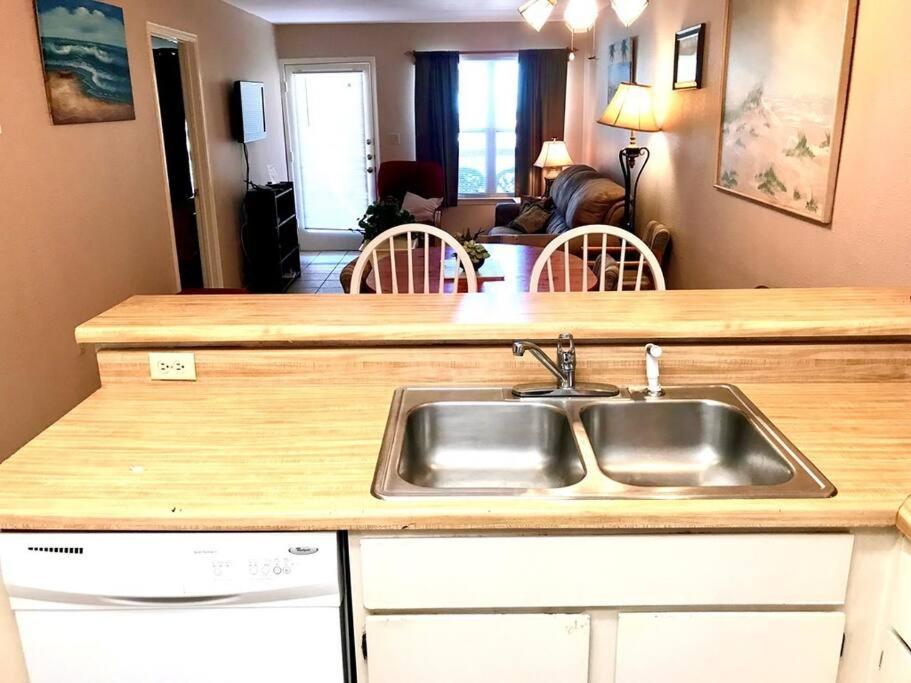 1St Floor 2 Bd 2 Ba Condo W Beach View& Pool South Padre Island Exterior photo